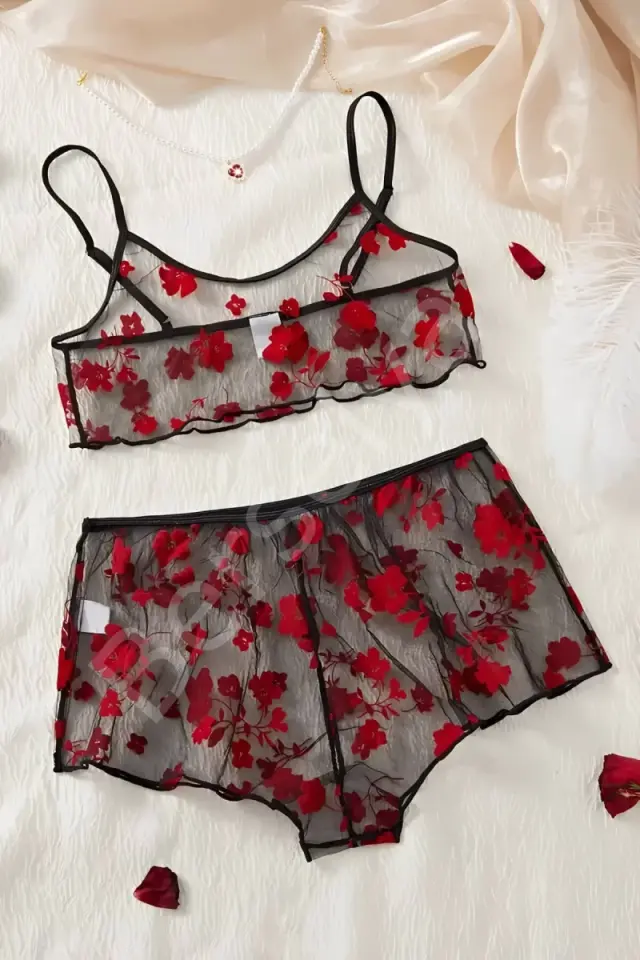 Çiçek Desenli Siyah Transparan Şortlu Gecelik