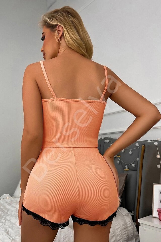 Kadın Mercan Pembe Alt Ve Üst Dantel Detaylı Şortlu Gecelik Takımı