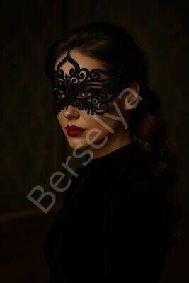 Dantel Maskeli Balo Maskesi