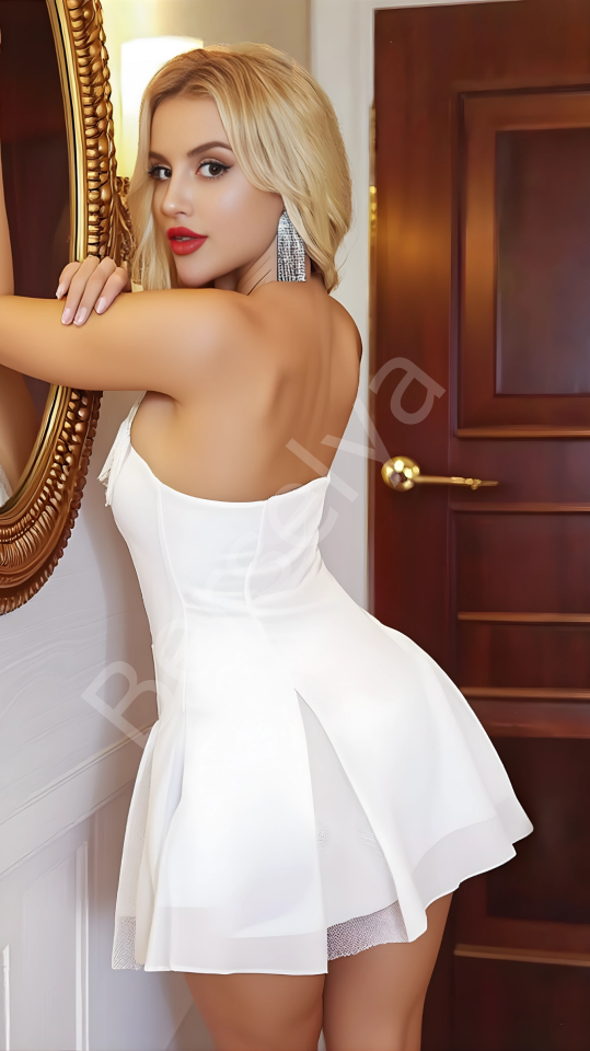 Luna Lora White Siren Özel Tasarım İnce Askılı Şık Beyaz Fantezi Mini Club Elbisesi
