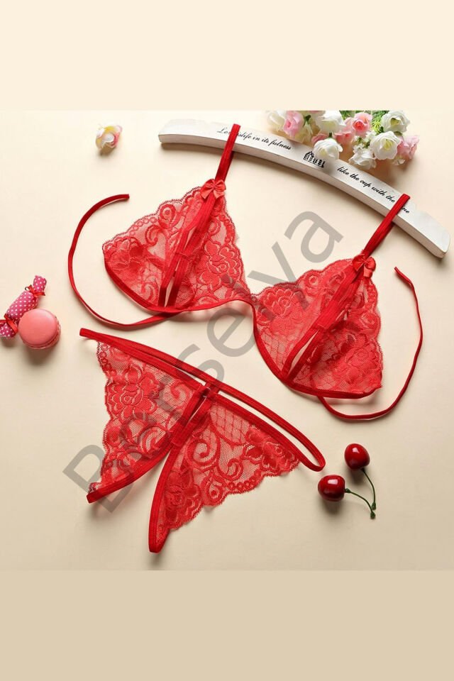 Kadın Kırmızı Dantelli Sütyen Külot Takımı