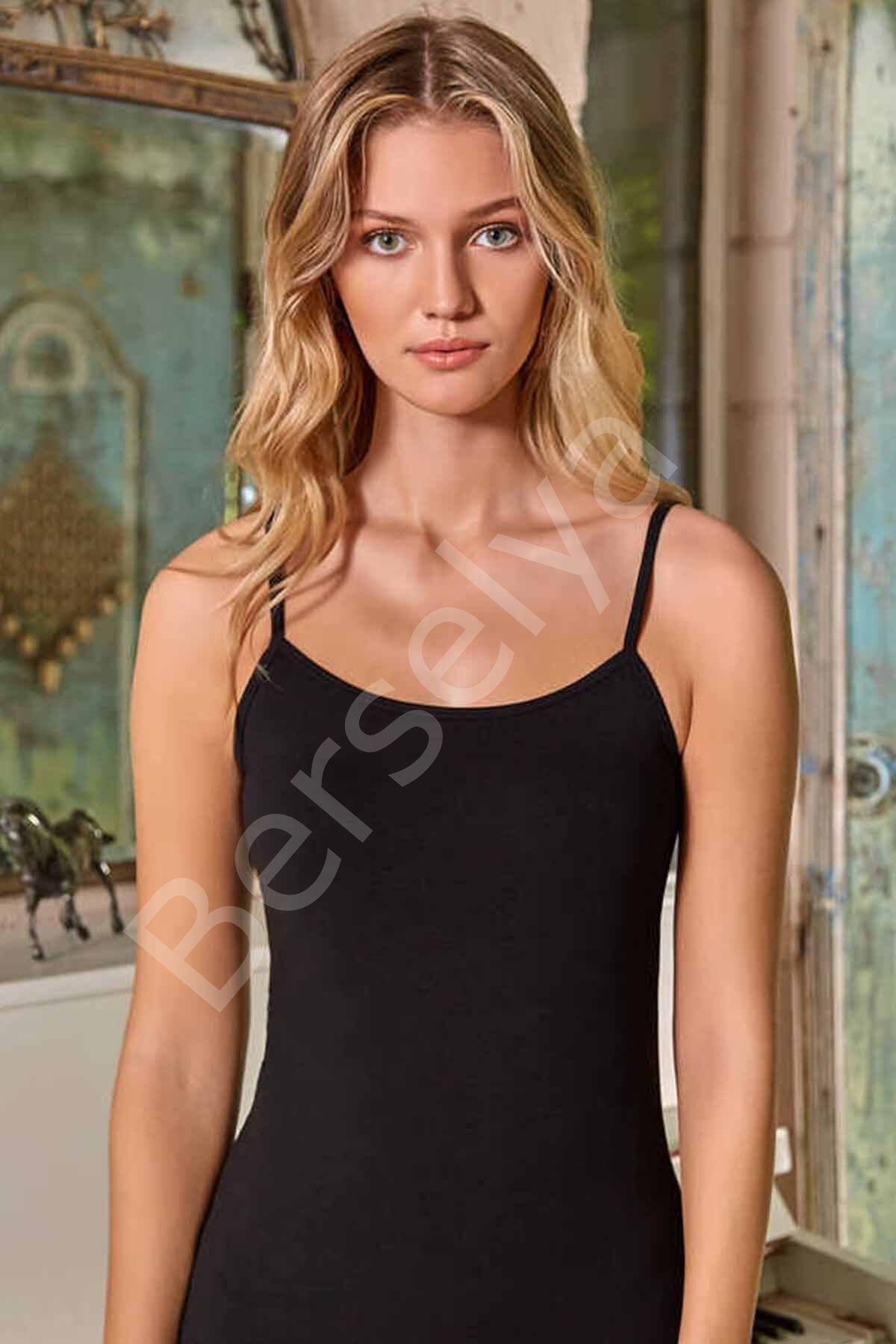 Kadın İp Askılı Pamuk Likralı Atlet Siyah 2128B