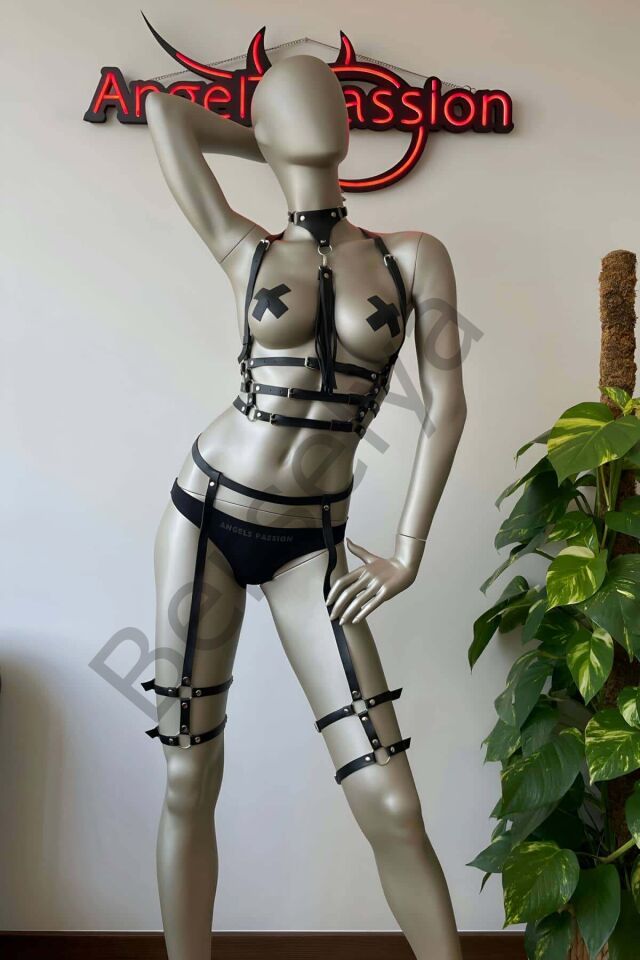 Püskül Choker Detaylı Siyah Deri Jartiyer Harness Takım - Brf302