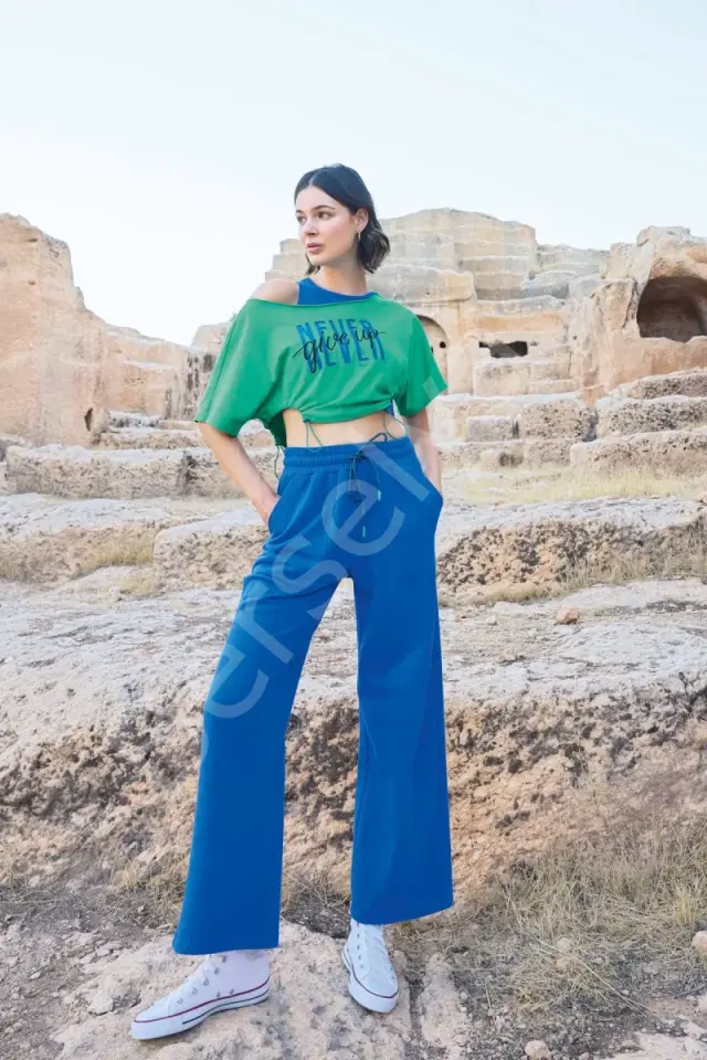 Kısa Kollu ''never Give Up'' 3'lü Crop Eşofman Takımı