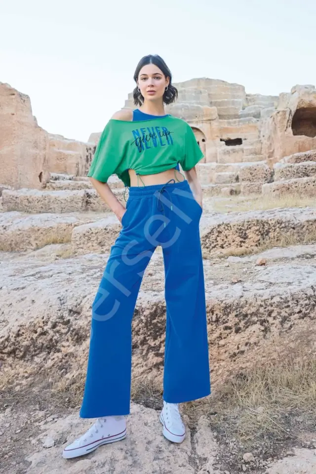 Kısa Kollu ''never Give Up'' 3'lü Crop Eşofman Takımı