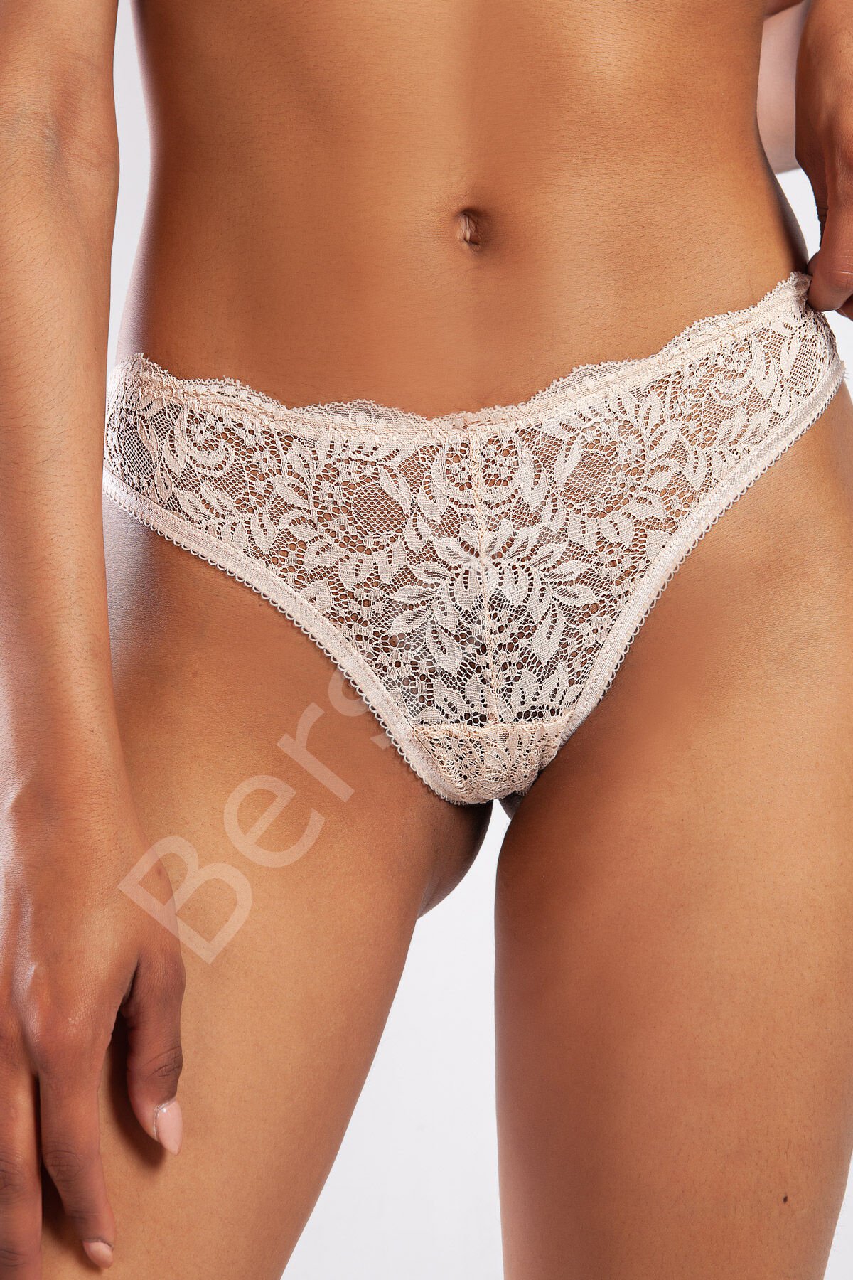 Gcolors Brazillian Külot, Kadın Dantelli Ten Brezilyan Külot
