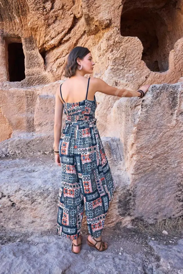 Etnik Desenli Tulum