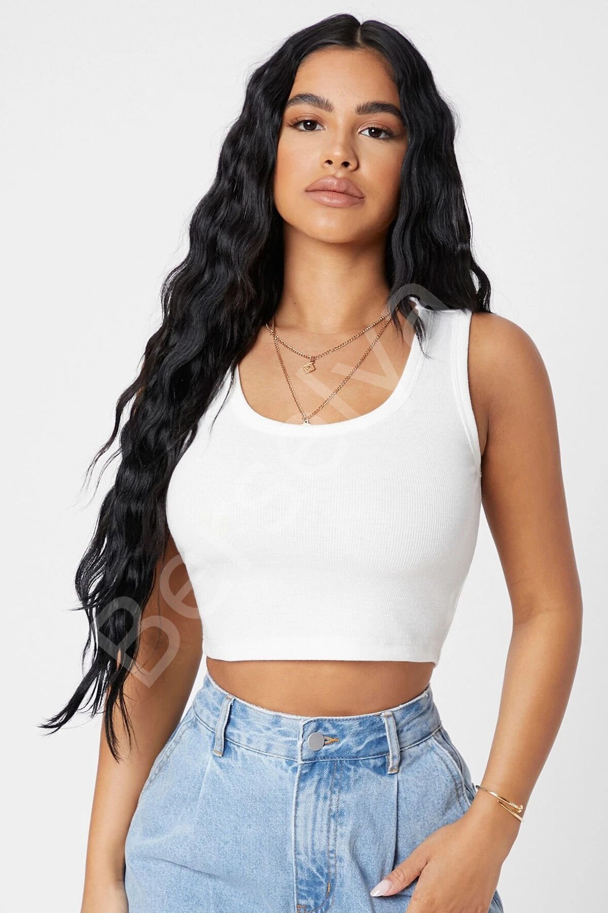 Kadın Beyaz Kare Yaka Crop Top Bluz