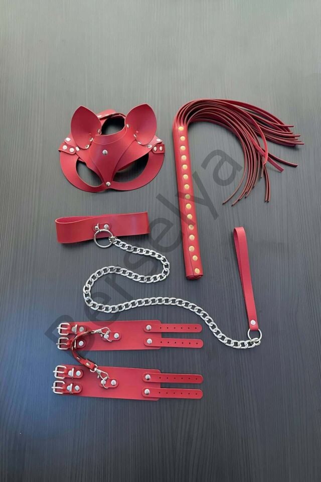 Kırmızı Fantezi Set, Kırbaç - Kelepçe - Tasma - Maske Takım - Brf1246