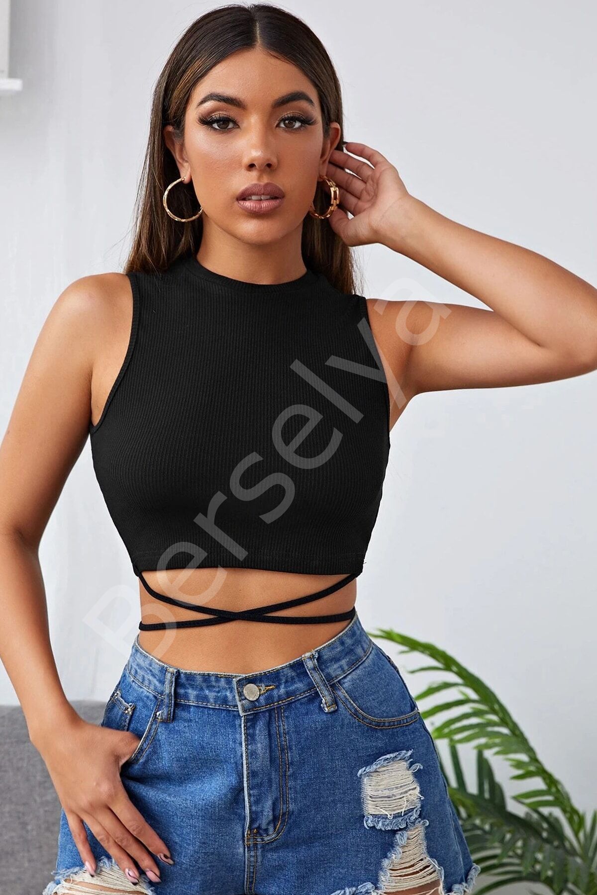 Kadın Siyah Çapraz Bağlamalı Crop Top Büstiyer