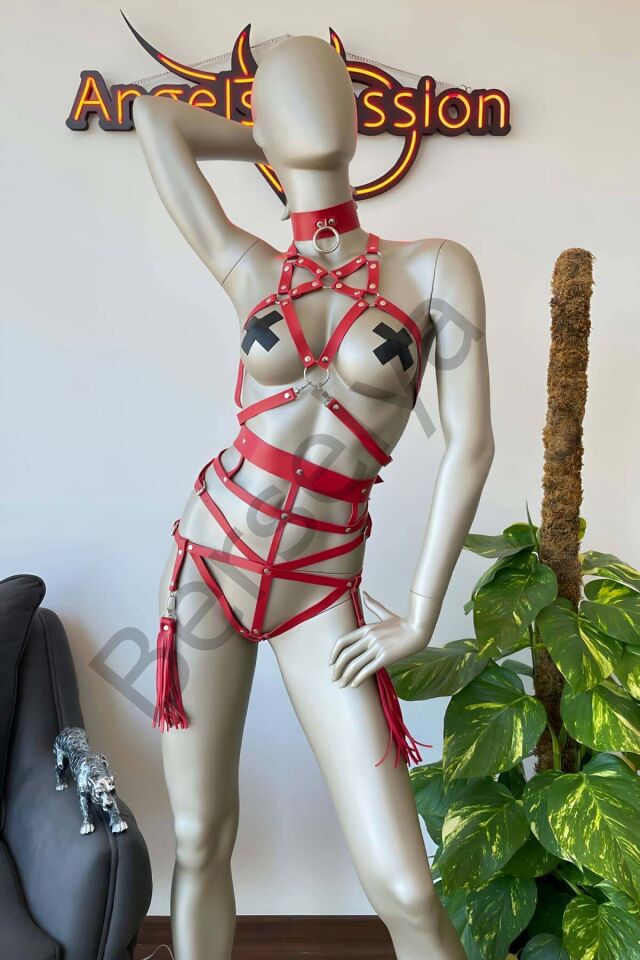 Tasmalı Kırmızı Harness Fantazi İç Giyim Takım