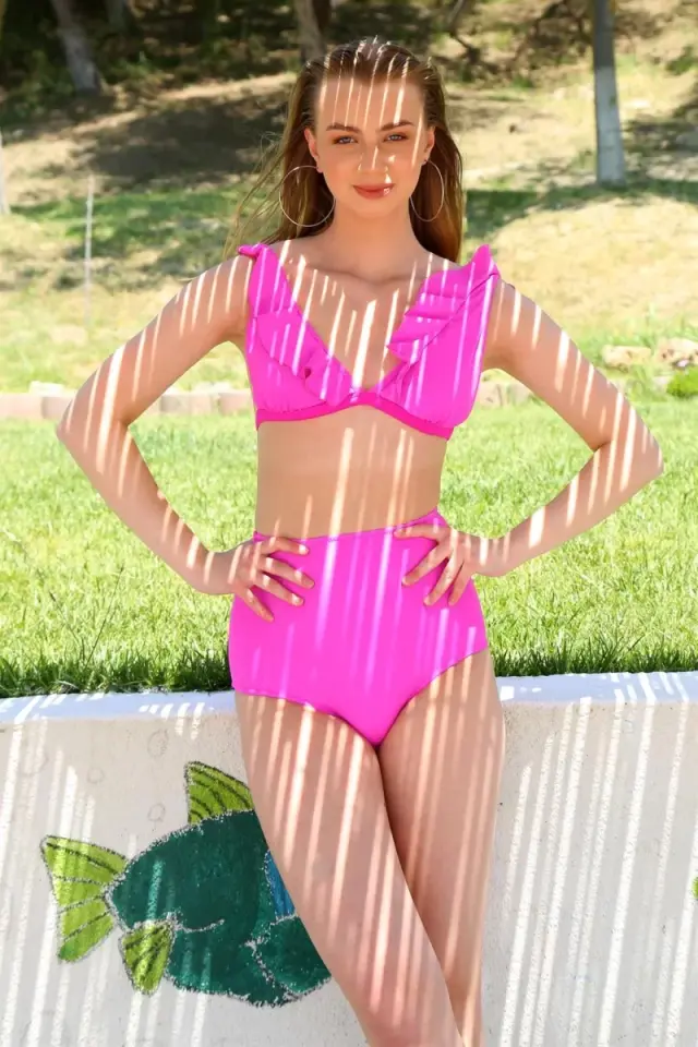 Kadın Fırfırlı Yüksek Bel Fuşya Bikini