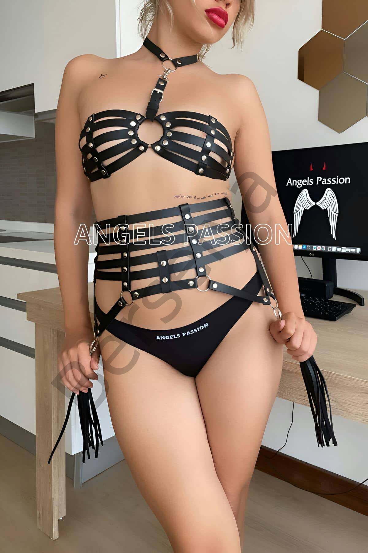 Püskül Detaylı Siyah Deri Korse Sütyen Harness Takım