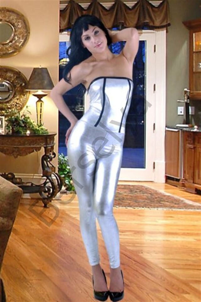 B102713 Seksi Lame Tulum