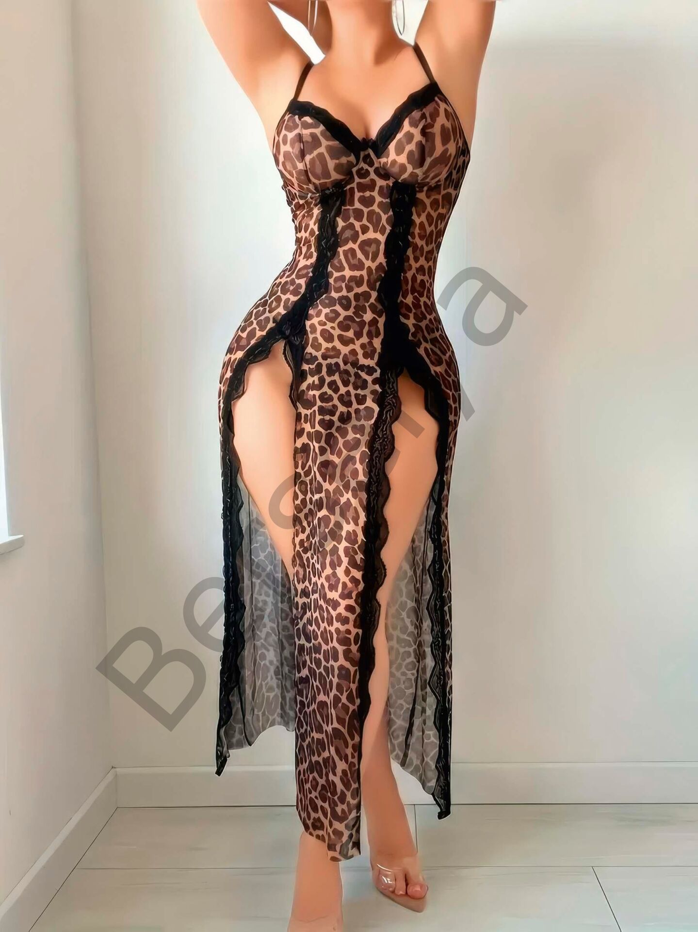 Leopar Desenli Yırtmaçlı Fantezi Uzun Gecelik