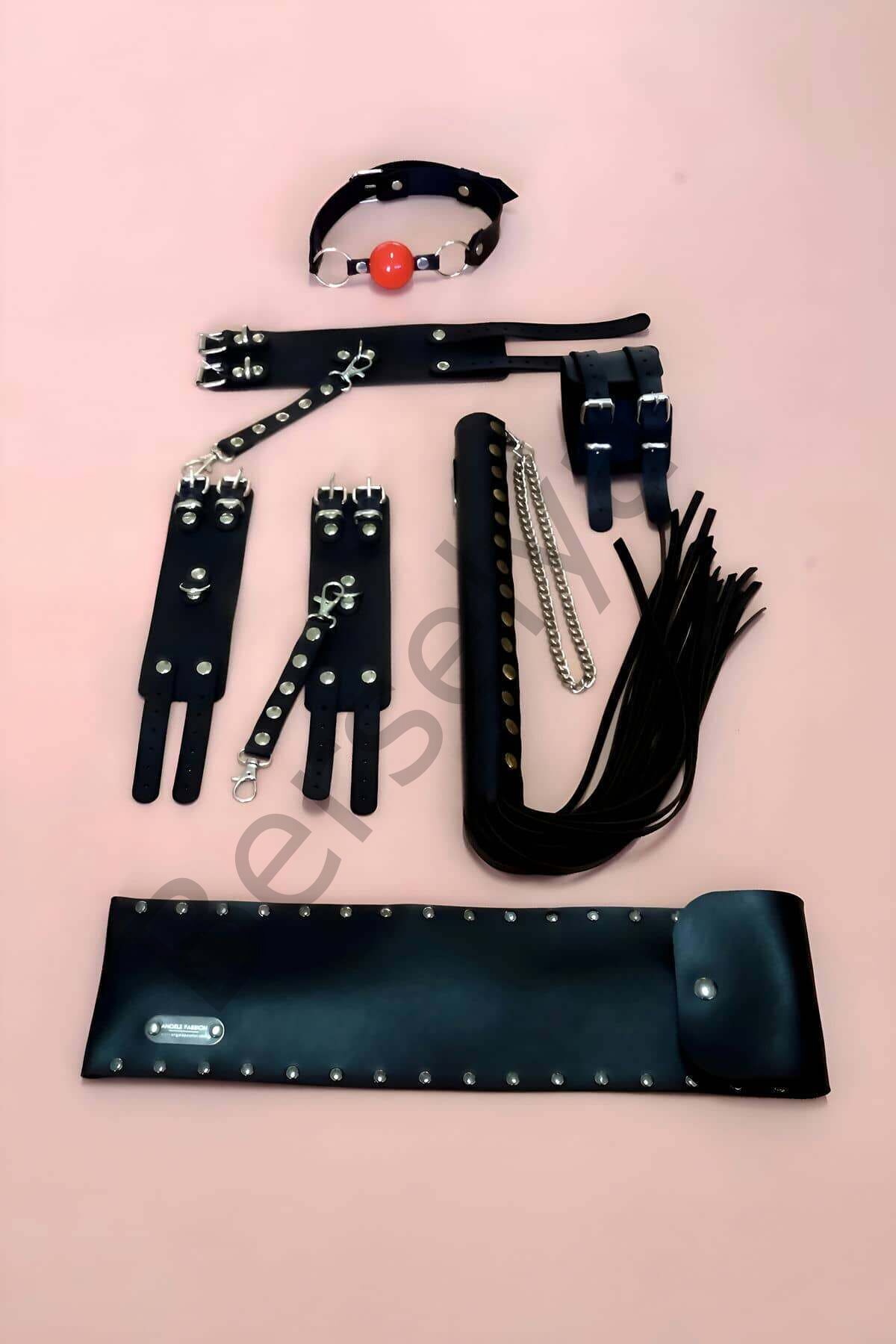 Fantazi Kırbaç Takım 4'lü Set, El - Ayak Kelepçesi, Kırbaç, Ağız Topu - Brf1306