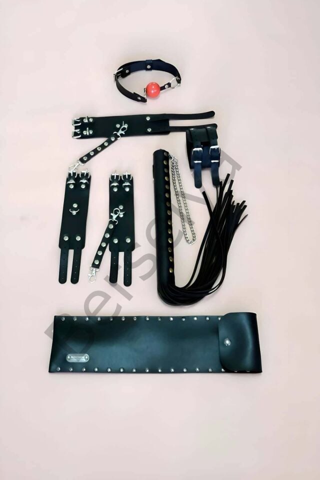 Fantazi Kırbaç Takım 4'lü Set, El - Ayak Kelepçesi, Kırbaç, Ağız Topu - Brf1306