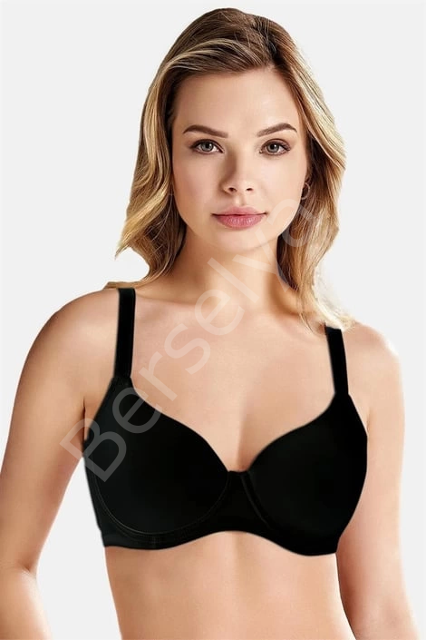 196 T-shirtler'den Görünmeyen Desteksiz Sütyen