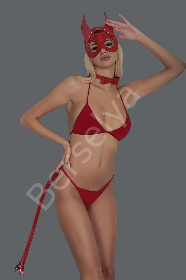 Kırmızı Deri Siri Kulaklı Şeytan Maske Ve Kırbaç Sütyen Külot Takım 800552