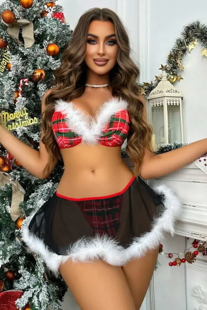 Kırmızı Siyah Tüy Detaylı Yılbaşı Tasarım Gecelik 66068