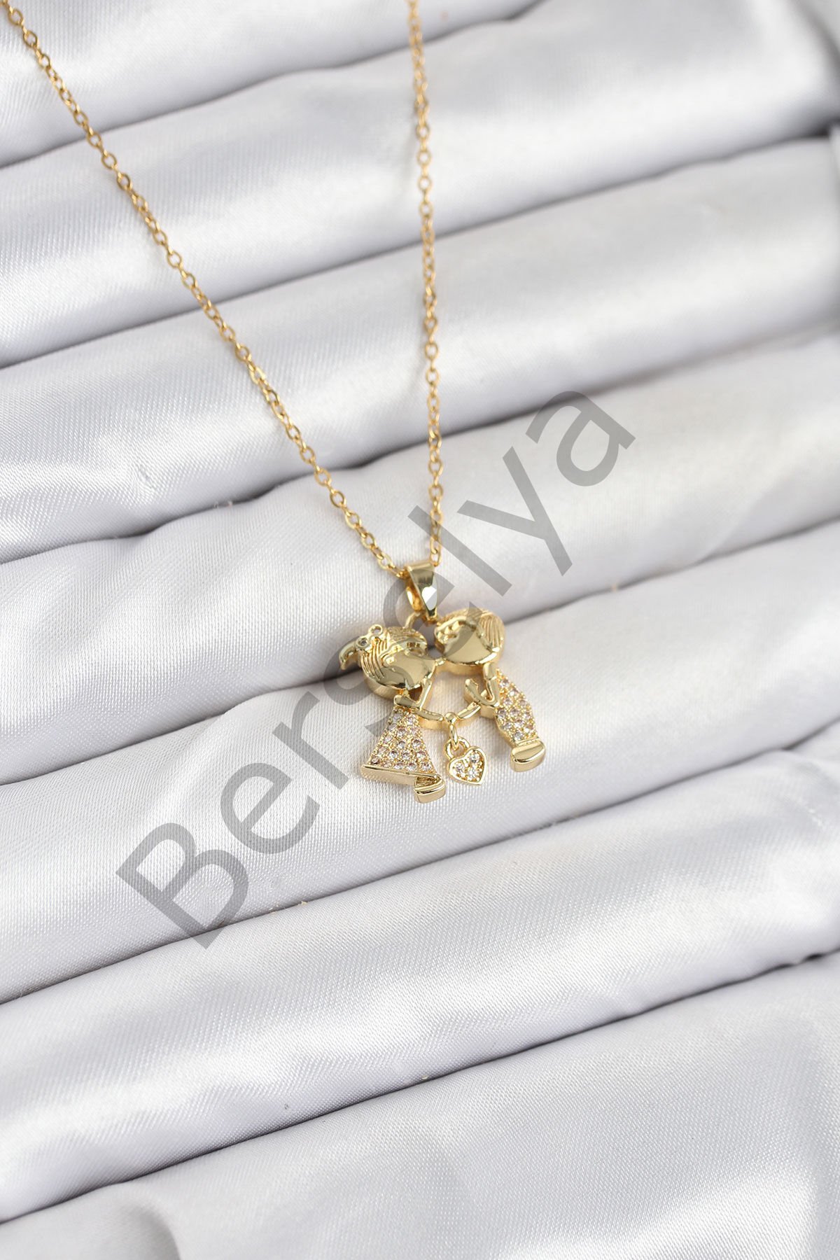 316L Çelik Zincir Gold Renk Erkek Kız Model Kadın Kolye