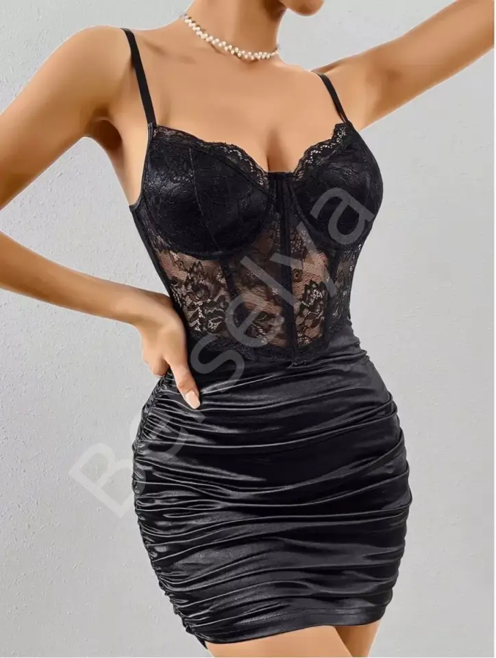 Siyah Kolsuz Seksi Dantelli Çiçek Desenli Fantezi Elbise