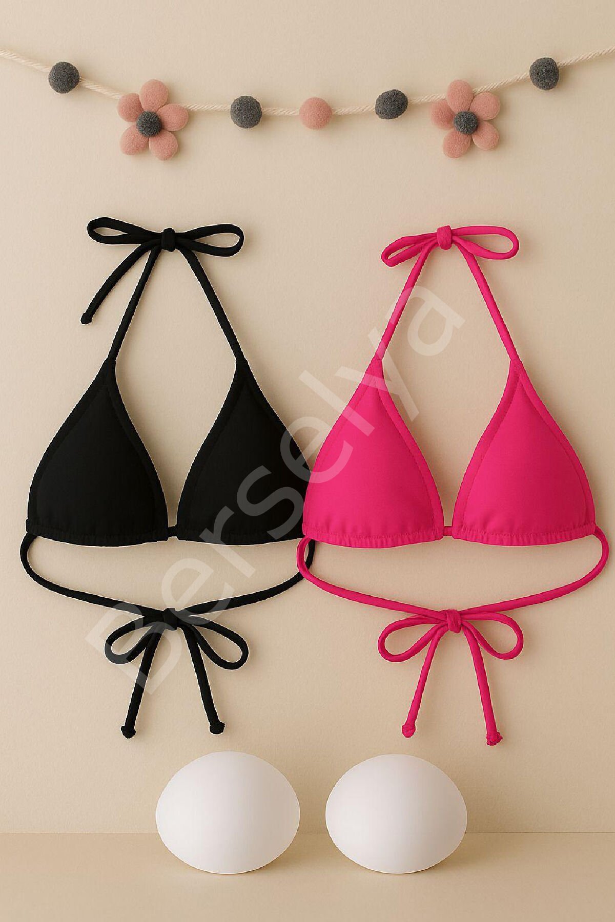 Kadın Siyah Ve Fuşya Minimal Kesim Üçgen Bikini Üstü
