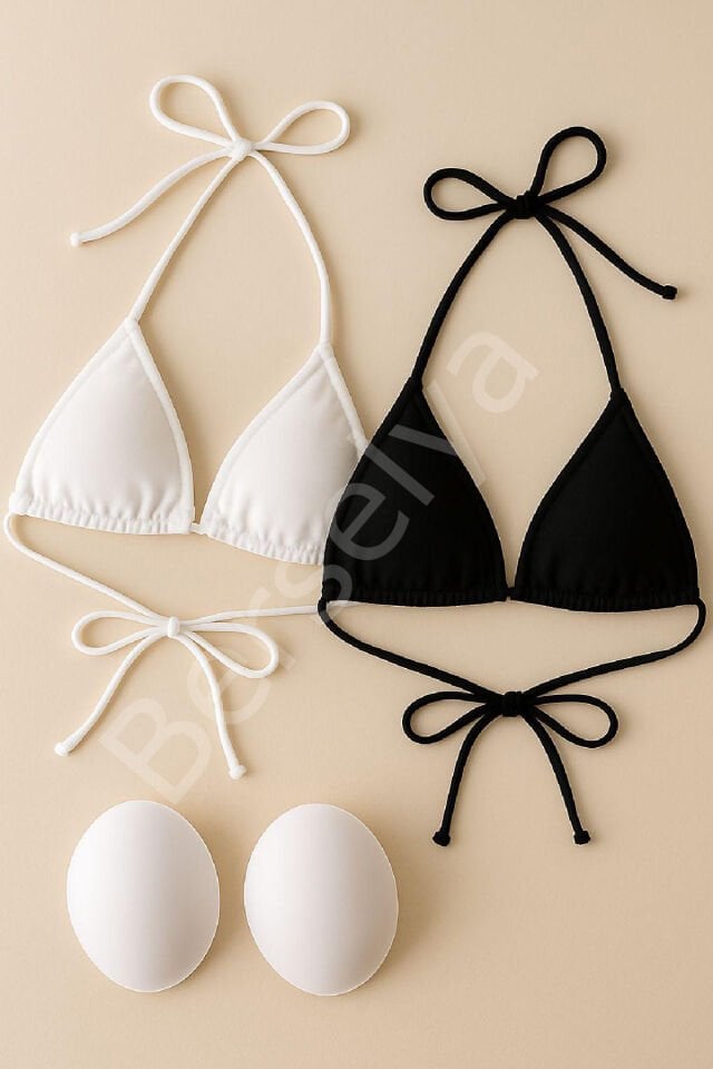 Kadın Siyah Ve Beyaz Minimal Kesim Üçgen Bikini Üstü