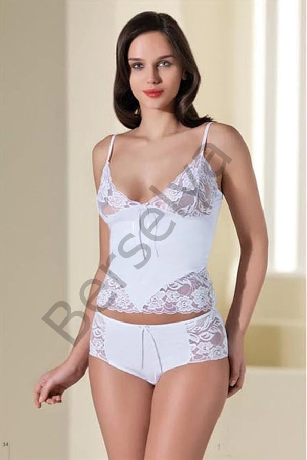 Beyaz Dantelli İç Çamaşırı Takımı