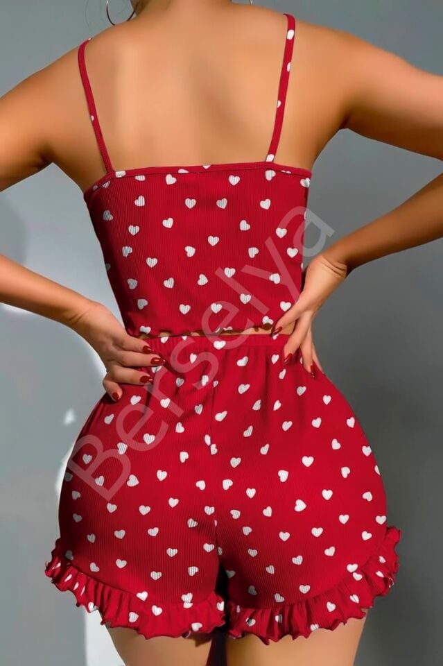 Pamuklu Kırmızı Üstüne Beyaz Kalp Desen Fitilli Askılı Şortlu Pijama Takımı
