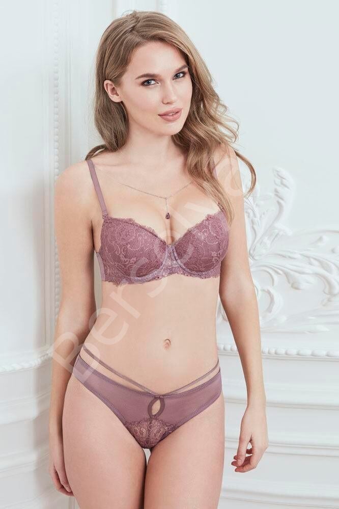 Balenli Destekli Dolgulu Askıları Çıkabilen Yaka Detaylı Çıkabilen Yaka Aksesuarlı Dantelli Sütyen Ve Slip Takım