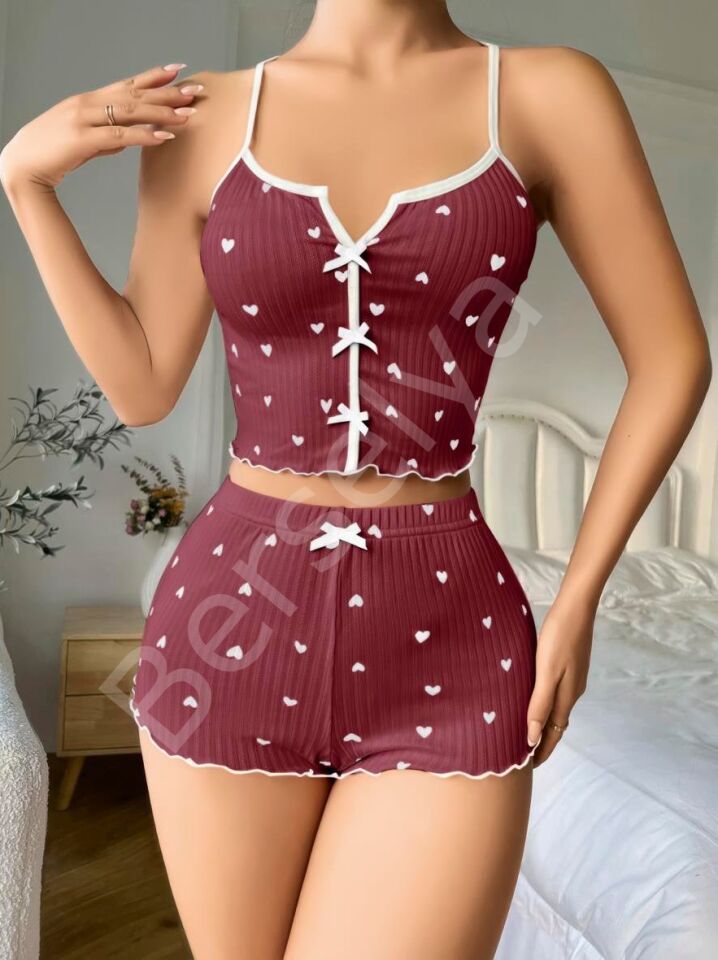Pamuklu Kahverengi Üstüne Beyaz Kalp Desen Fitilli Askılı Şortlu Pijama Takımı