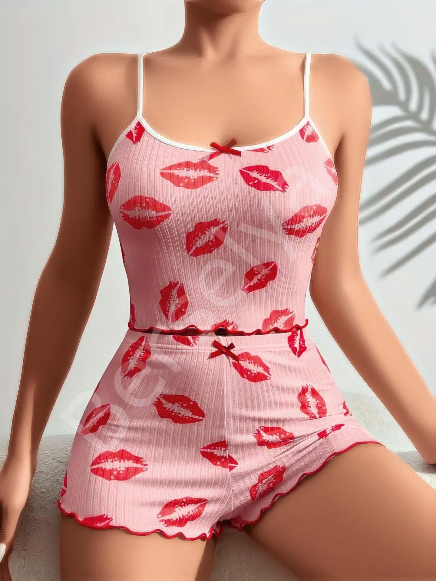Pamuklu Kiss Öpücük Desen Pembe Şortlu Pijama Takımı