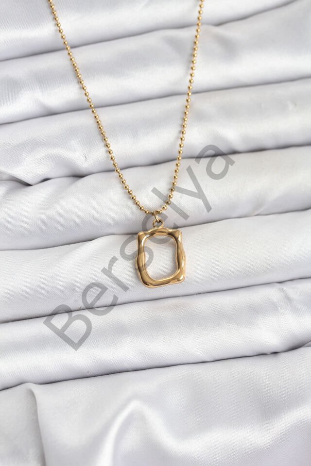 316L Çelik Zincir Gold Renk Model Kadın Kolye