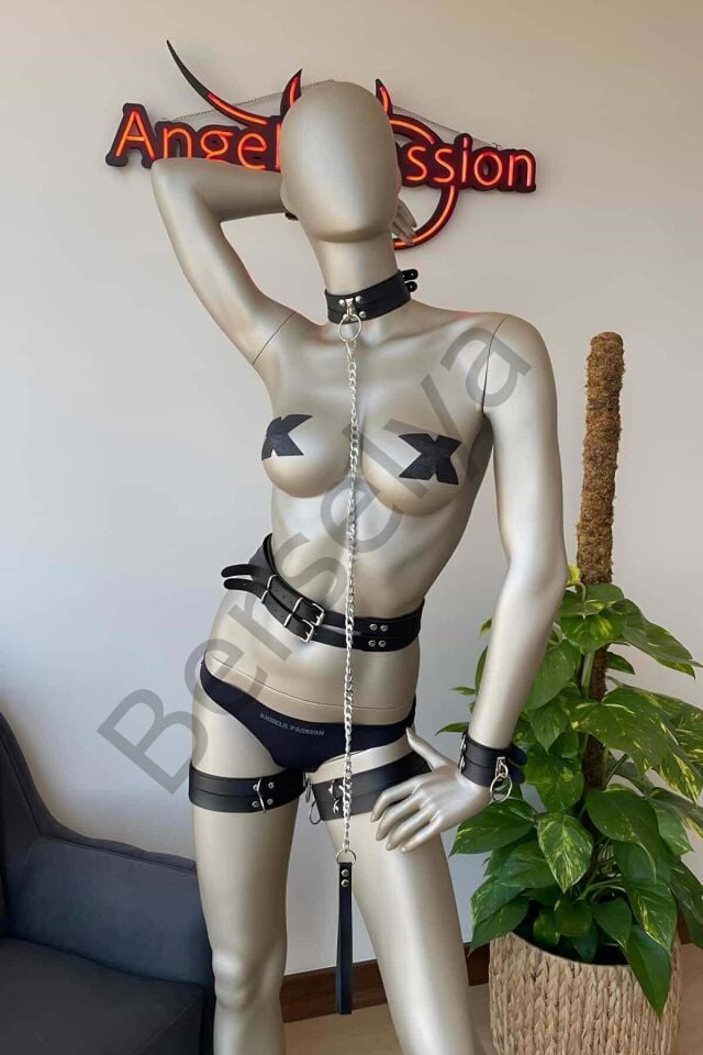 Korse, Tasma, Bileklik Ve Bacak Bantlı Harness Takım
