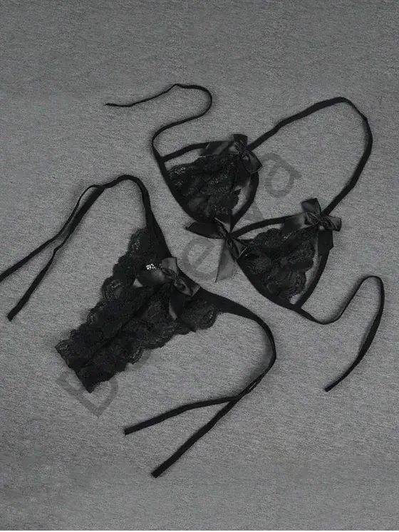 Fantezi Seksi Siyah Fiyonk Süslemeli Dantelli Sütyen String Takımı
