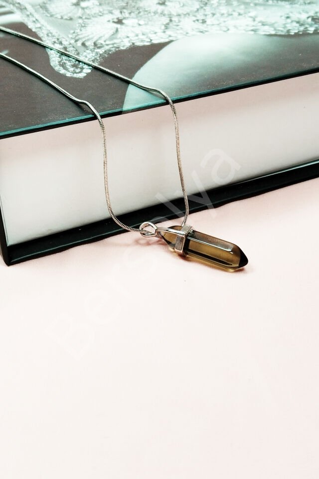 Dumanlı Kuvars Doğal Taşı Zincirli El Yapımı Kolye Uç: 3 cm Zincir: 20 cm Kutulu