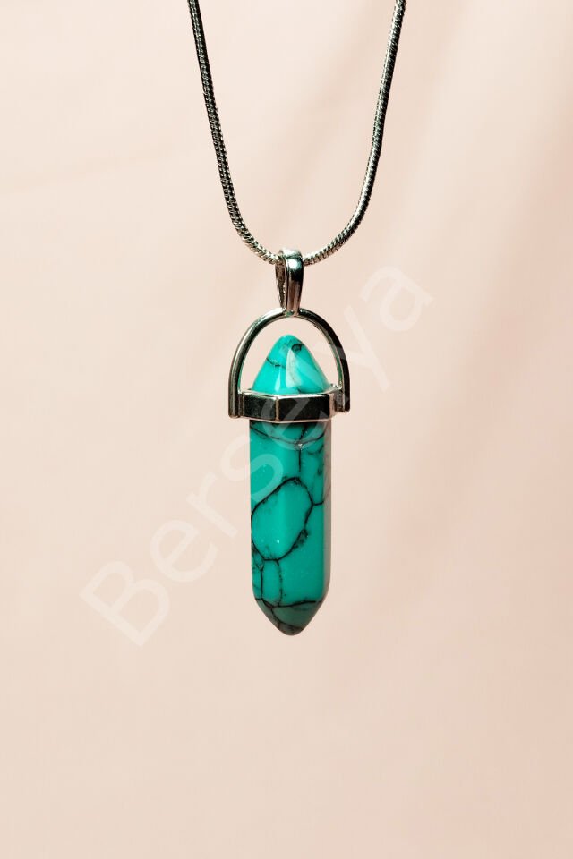 Turkuaz Doğal Taşı Zincirli El Yapımı Kolye Uç: 3 cm Zincir: 20 cm Kutulu
