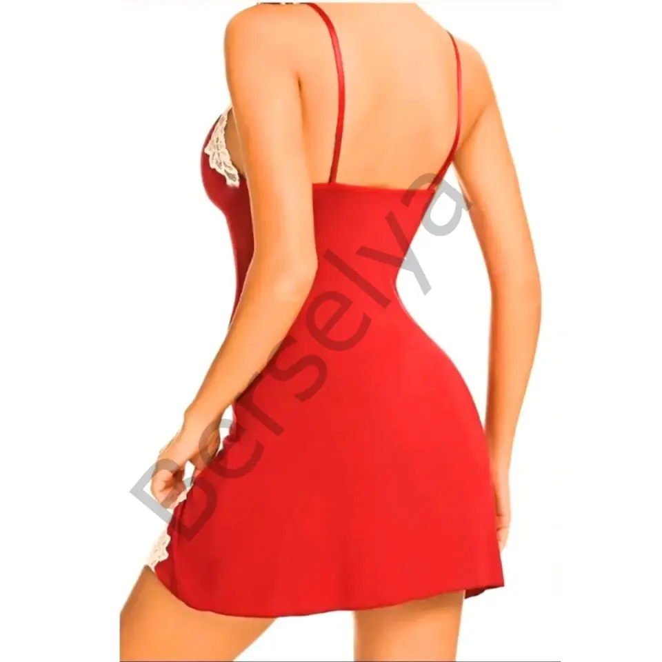 Fiyonklu Dantelli Yırtmaçlı Kırmızı Gecelik