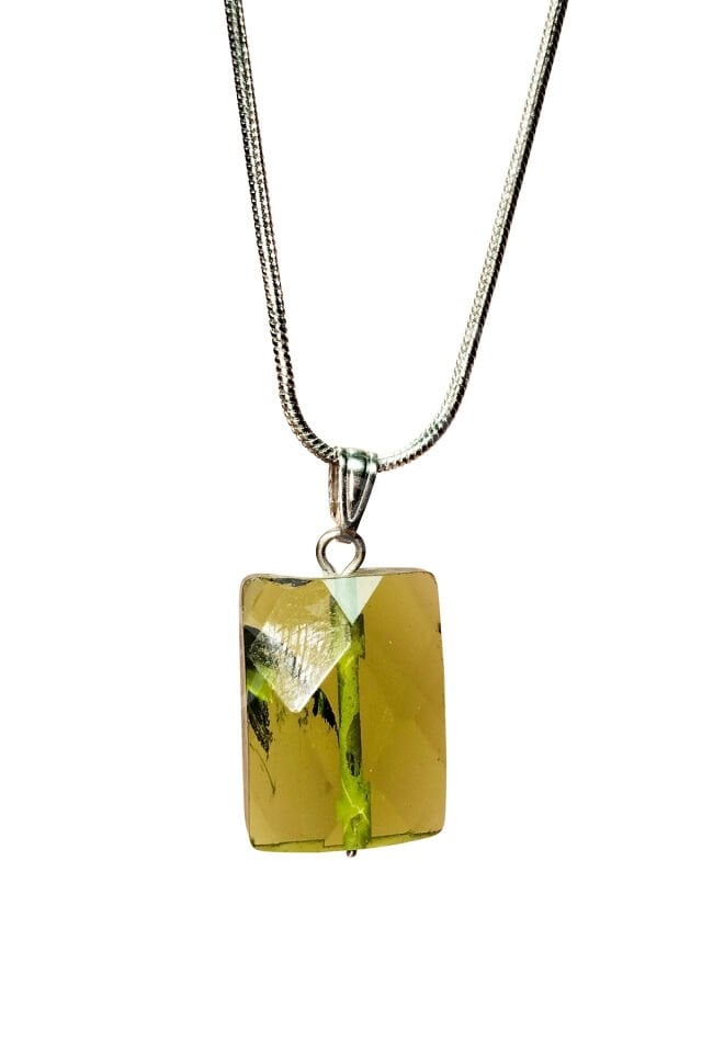 Moldavit Doğal Taşı Zincirli El Yapımı Kolye Uç: 2 cm Zincir: 20 cm Kutulu