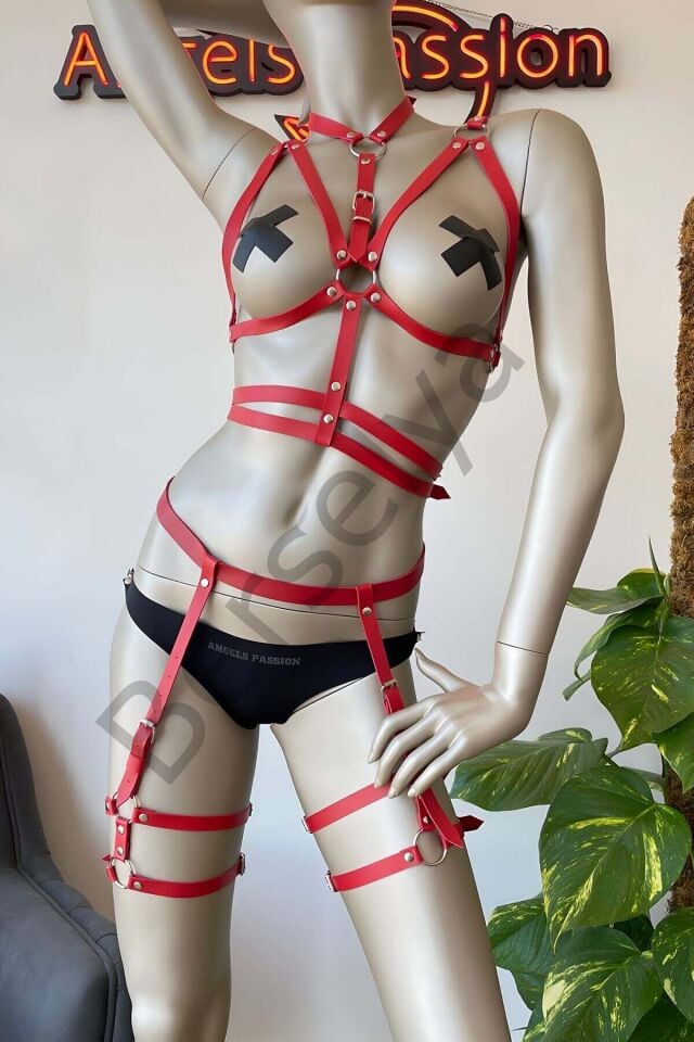 Kırmızı Fantezi Deri Jartiyer Harness Takım