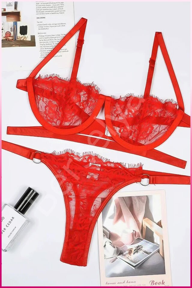 Kadın Kırmızı Dantelli Balenli  Sütyen Külot Takım