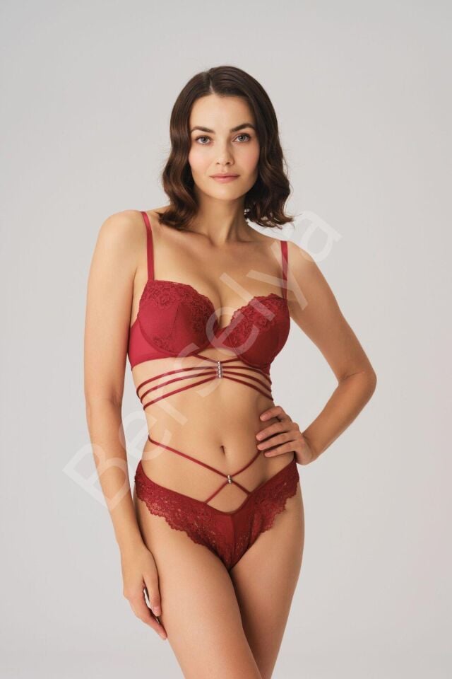 Balenli Destekli Dolgulu Göbek Detaylı Dantelli Sütyen Ve String Takım