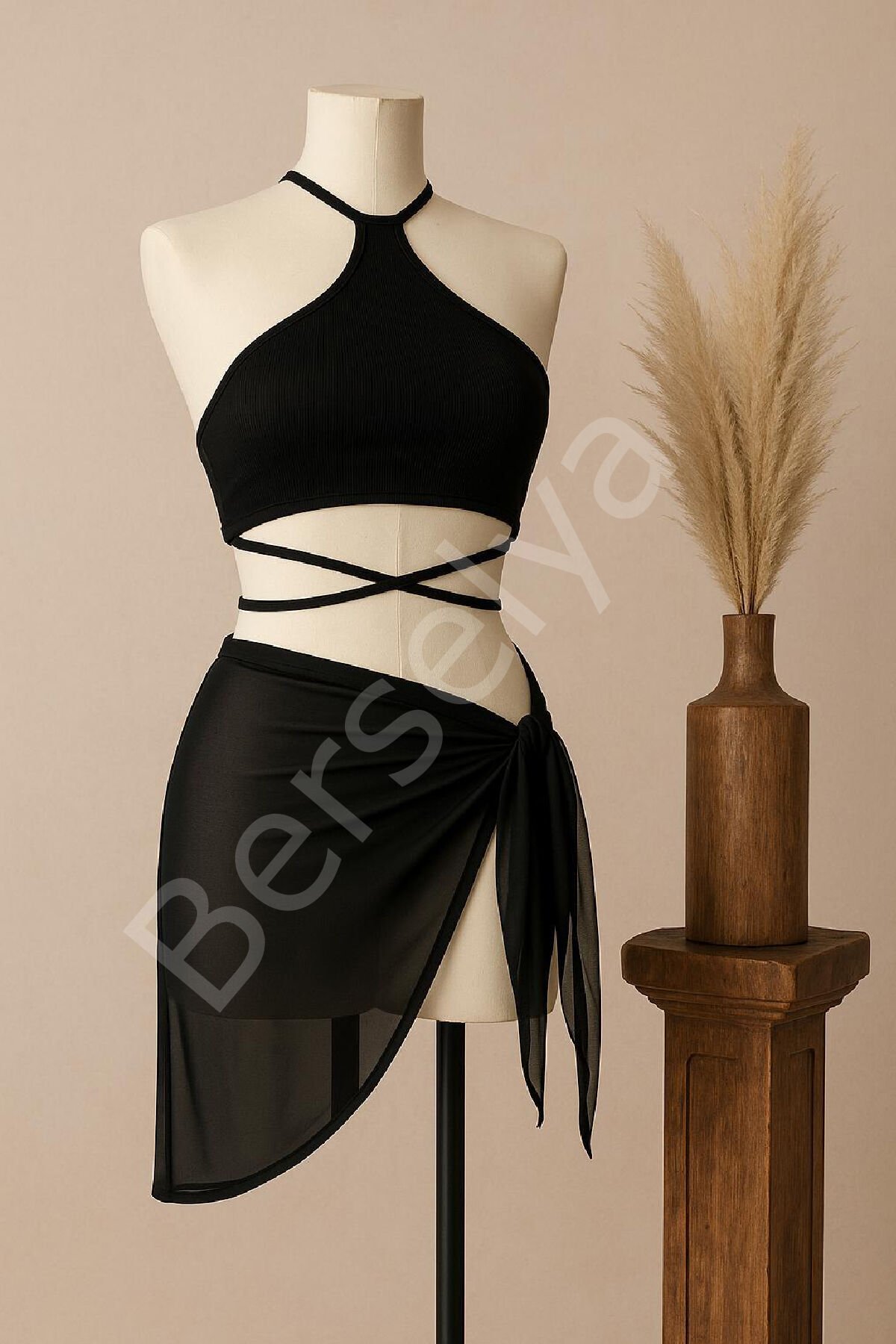 Kadın Siyah Çapraz Bağlamalı Crop Ve Pareo 2'li Set