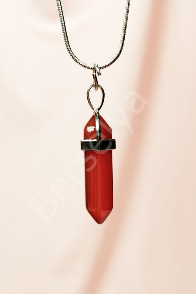 Akik Doğal Taşı Zincirli El Yapımı Tasarımlı Kolye Uç: 3,5 cm Zincir: 20 cm Kutulu