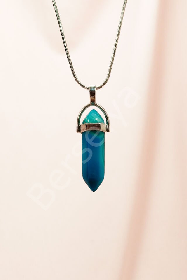 Aquamarin Doğal Taşı Zincirli El Yapımı Tasarımlı Kolye Uç: 3,5 cm Zincir: 20 cm Kutulu