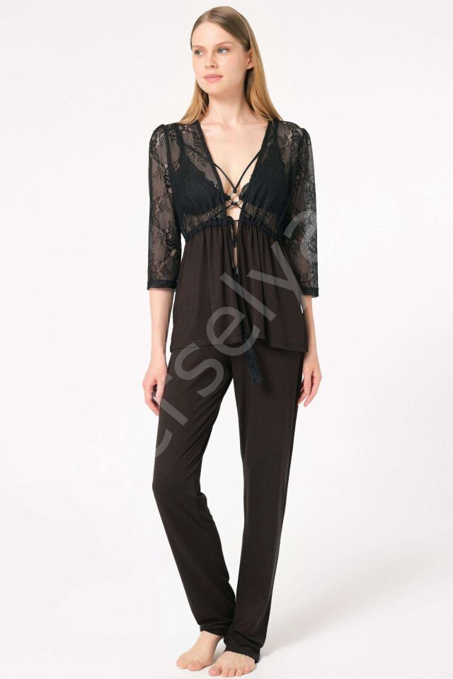 Dantelli Sabahlık Balensiz Desteksiz Dolgusuz Yaka Detaylı Sütyen Ve Pantolon Pijama 3'lü Takım