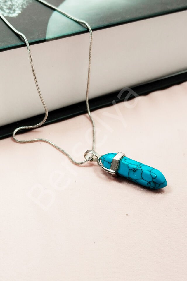 Firuze Doğal Taşı Zincirli El Yapımı Tasarımlı Kolye Uç: 3,5 cm Zincir: 20 cm Kutulu