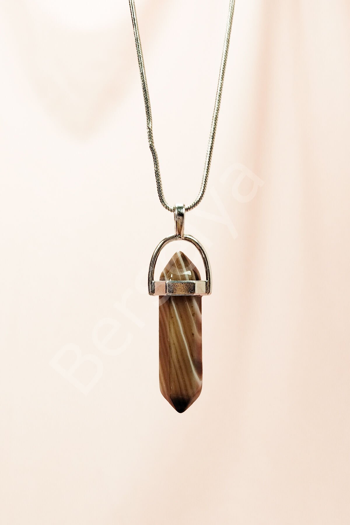 Kahverengi Akik Doğal Taşı Zincirli El Yapımı Tasarımlı Kolye Uç: 3,5 cm Zincir: 20 cm Kutulu