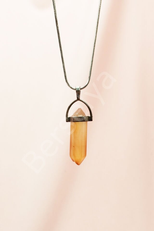 Kalsit Doğal Taşı Zincirli El Yapımı Tasarımlı Kolye Uç: 3,5 cm Zincir: 20 cm Kutulu